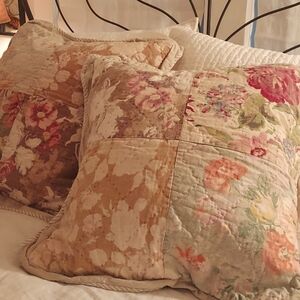 Pottery Barn Carolina  English French Country Cottage Floral Linen Euro Shams